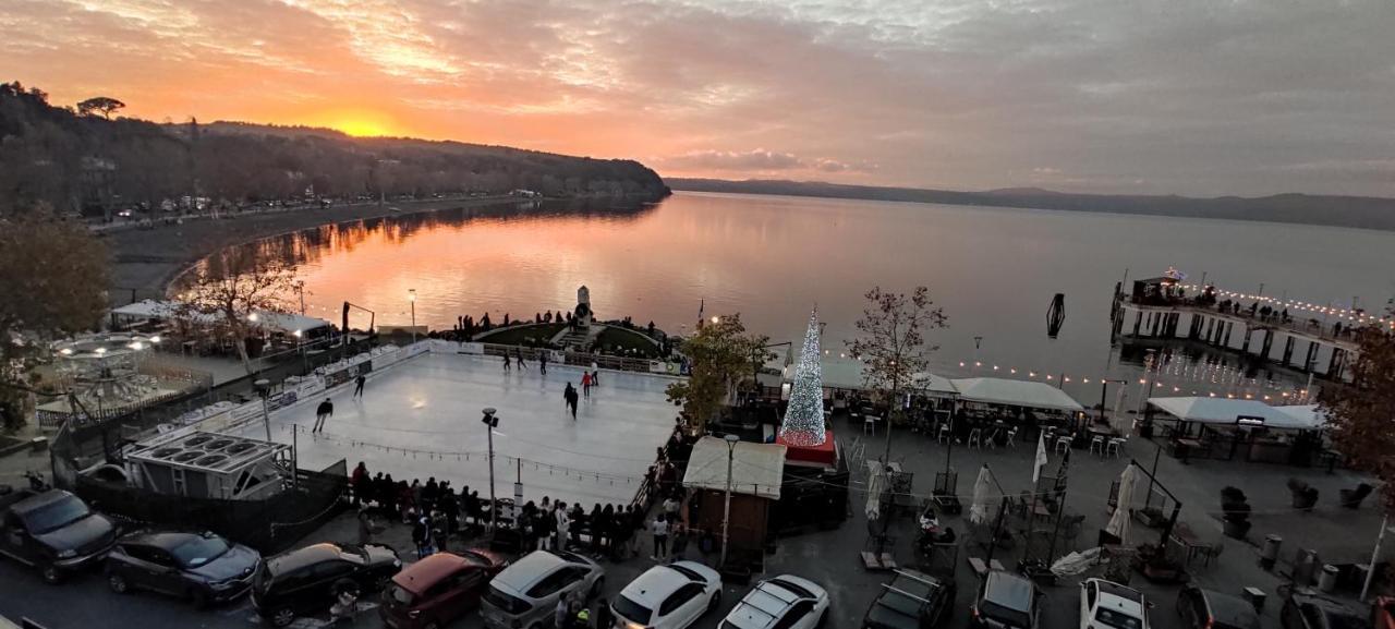 Iride Sul Lago 1 Via Principessa Jolanda 10-Piazza Del Molo 앙귈라라사바치아 외부 사진